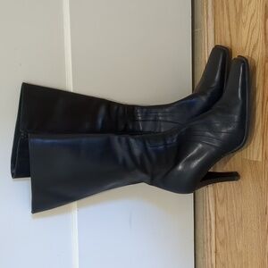 Charles David black leather boots size 38